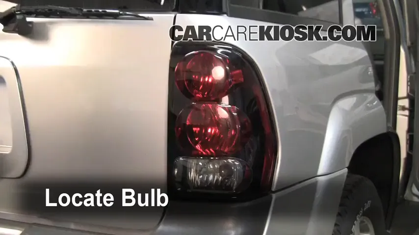 2005 Chevrolet Trailblazer LS 4.2L 6 Cyl. Lights Tail Light (replace bulb)